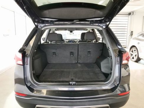 Used 2023 Chevrolet Equinox LT image 13
