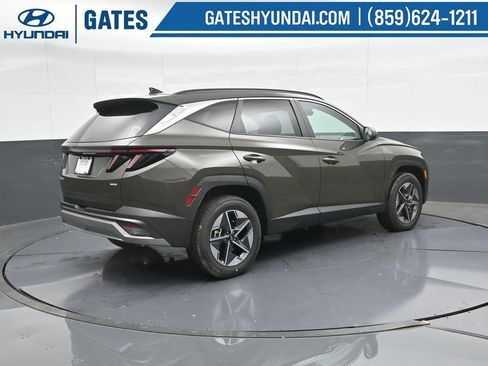 New 2025 Hyundai Tucson SEL image 2