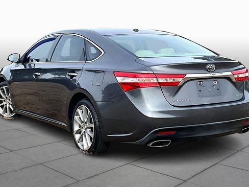 Used 2015 Toyota Avalon XLE image 11