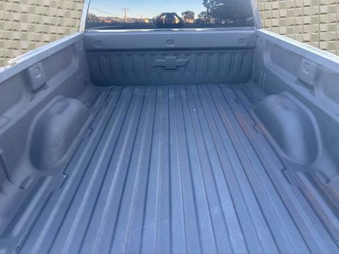 Used 2015 Chevrolet Silverado 1500 LT image 36