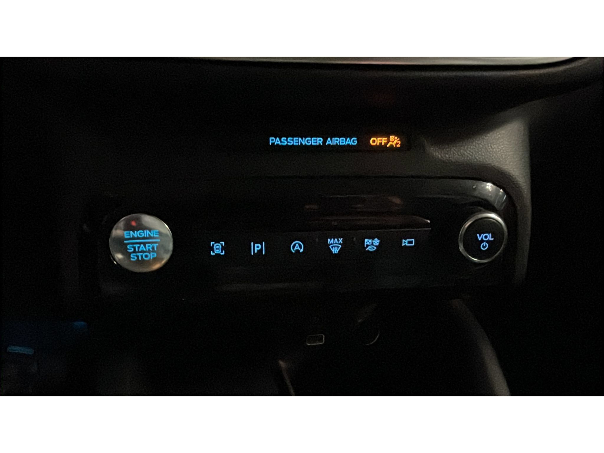 Used 2024 Ford Escape Platinum AWD/4WD image 14