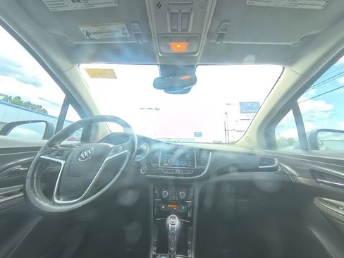 Used 2019 Buick Encore Essence image 23