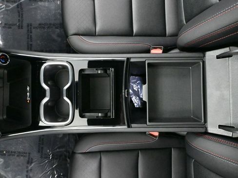 Used 2026 Chevrolet Traverse RS image 38