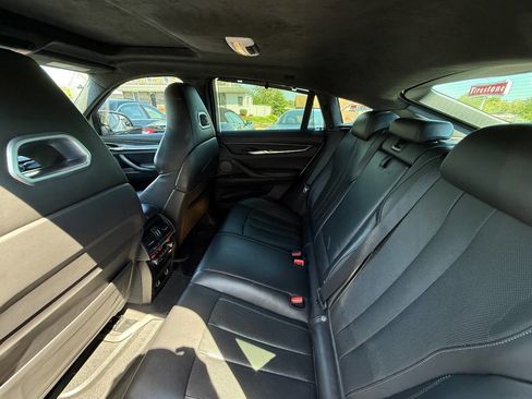 Used 2017 BMW X6 M AWD/4WD image 11