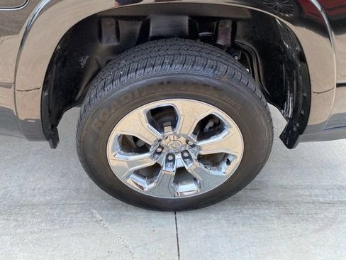 Used 2025 RAM 1500 Big Horn AWD/4WD image 14