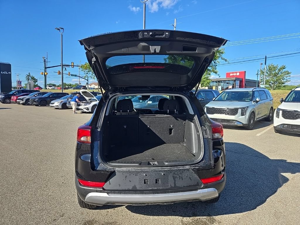 Used 2024 Chevrolet TrailBlazer LT AWD/4WD image 6