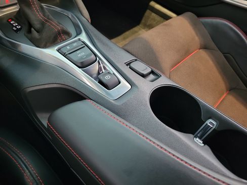 Used 2018 Chevrolet Camaro ZL1 RWD image 21