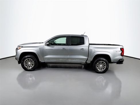 Used 2023 Chevrolet Colorado LT w/ LT Convenience Package II image 6