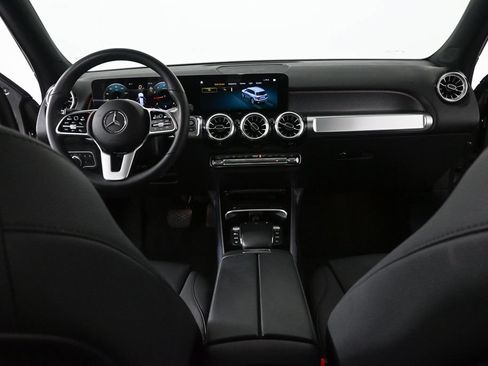 Certified 2023 Mercedes-Benz GLB 250 image 17