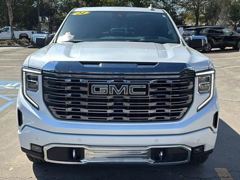 Used 2024 GMC Sierra 1500 Denali Ultimate image 2