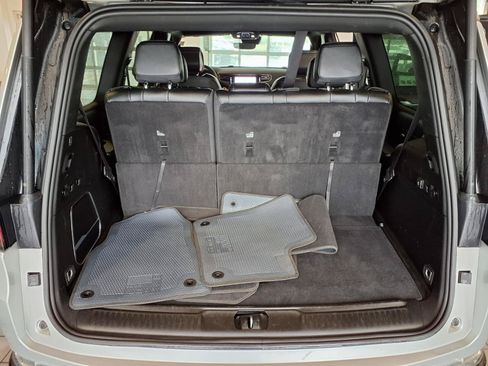 Used 2024 Jeep Wagoneer Series II AWD/4WD image 26