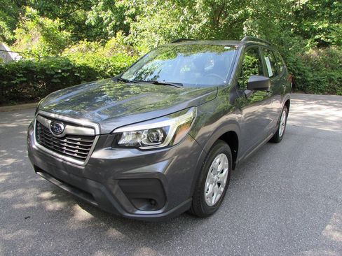 Used 2020 Subaru Forester w/ Alloy Wheel Package AWD/4WD image 1