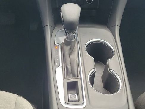 Certified 2024 Chevrolet Equinox LS image 32