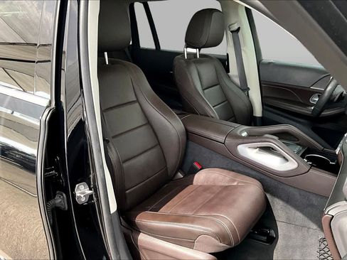 Used 2020 Mercedes-Benz GLS 450 4MATIC image 9