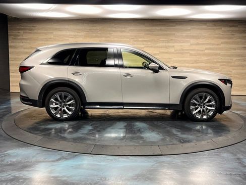 Used 2024 MAZDA CX-90 3.3 Turbo w/ Premium Package image 10