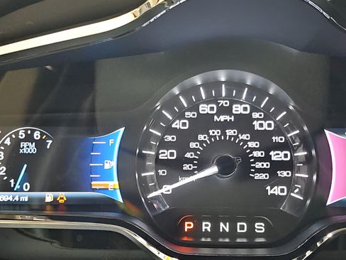 Used 2018 Lincoln MKT AWD w/ Technology Package image 14