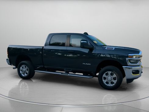 Used 2026 RAM 2500 Big Horn AWD/4WD image 35
