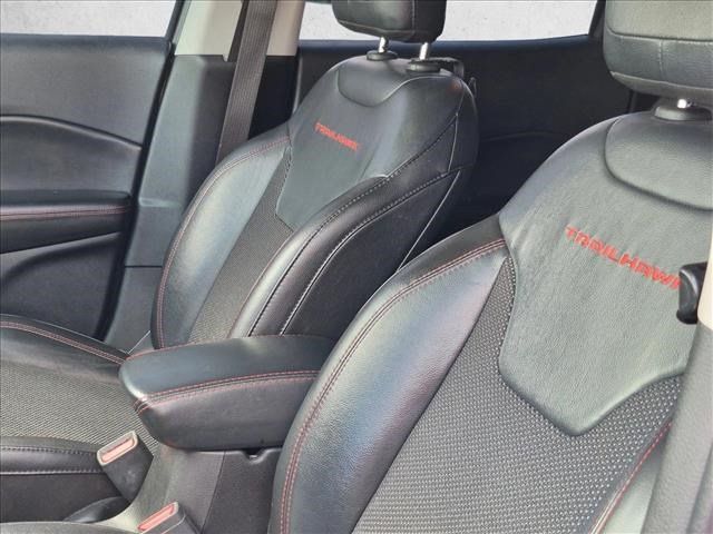 Used 2019 Jeep Compass Trailhawk AWD/4WD image 9
