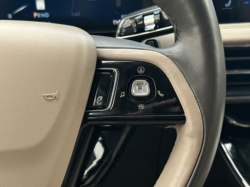 Used 2023 Lincoln Corsair Reserve w/ Equipment Group 201A image 28