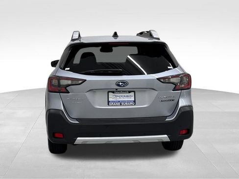 Certified 2024 Subaru Outback Touring XT AWD/4WD image 6