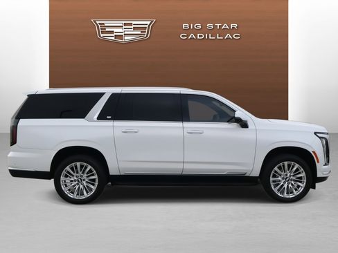 Used 2025 Cadillac Escalade ESV Premium Luxury w/ LPO, Floor Liner Package image 6