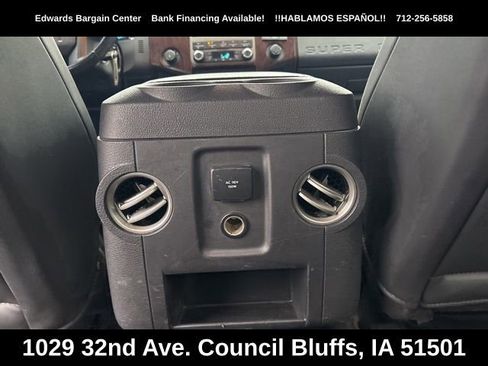 Used 2011 Ford F250 Lariat w/ Lariat Interior Pkg image 9