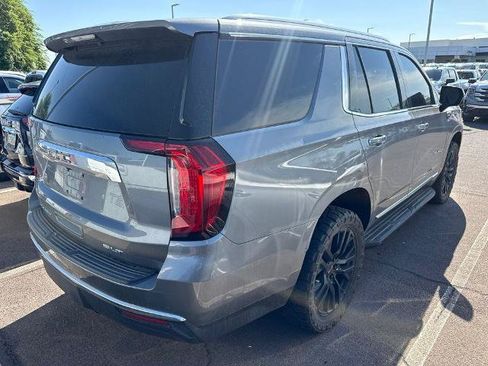 Used 2021 GMC Yukon SLT w/ SLT Premium Package AWD/4WD image 4