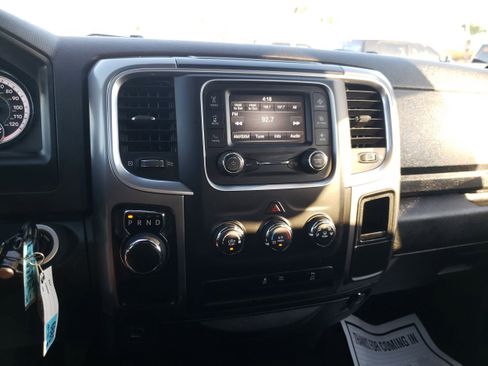 Used 2024 RAM 1500 Classic Warlock image 32