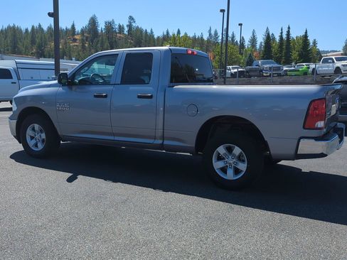 Used 2024 RAM 1500 Classic SLT AWD/4WD image 4
