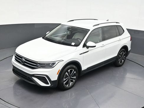 Used 2024 Volkswagen Tiguan S FWD image 9
