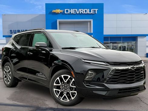 Used 2024 Chevrolet Blazer RS w/ LPO, Floor Liner Package FWD image 2