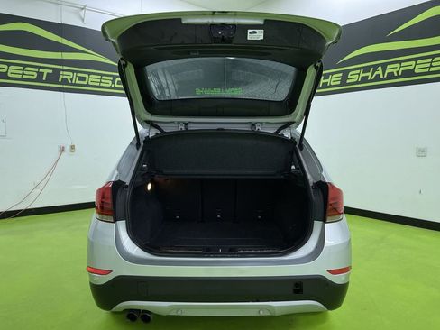 Used 2015 BMW X1 sDrive28i image 9