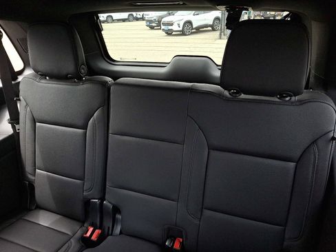 Used 2022 Chevrolet Tahoe LT w/ LT Signature Package AWD/4WD image 10
