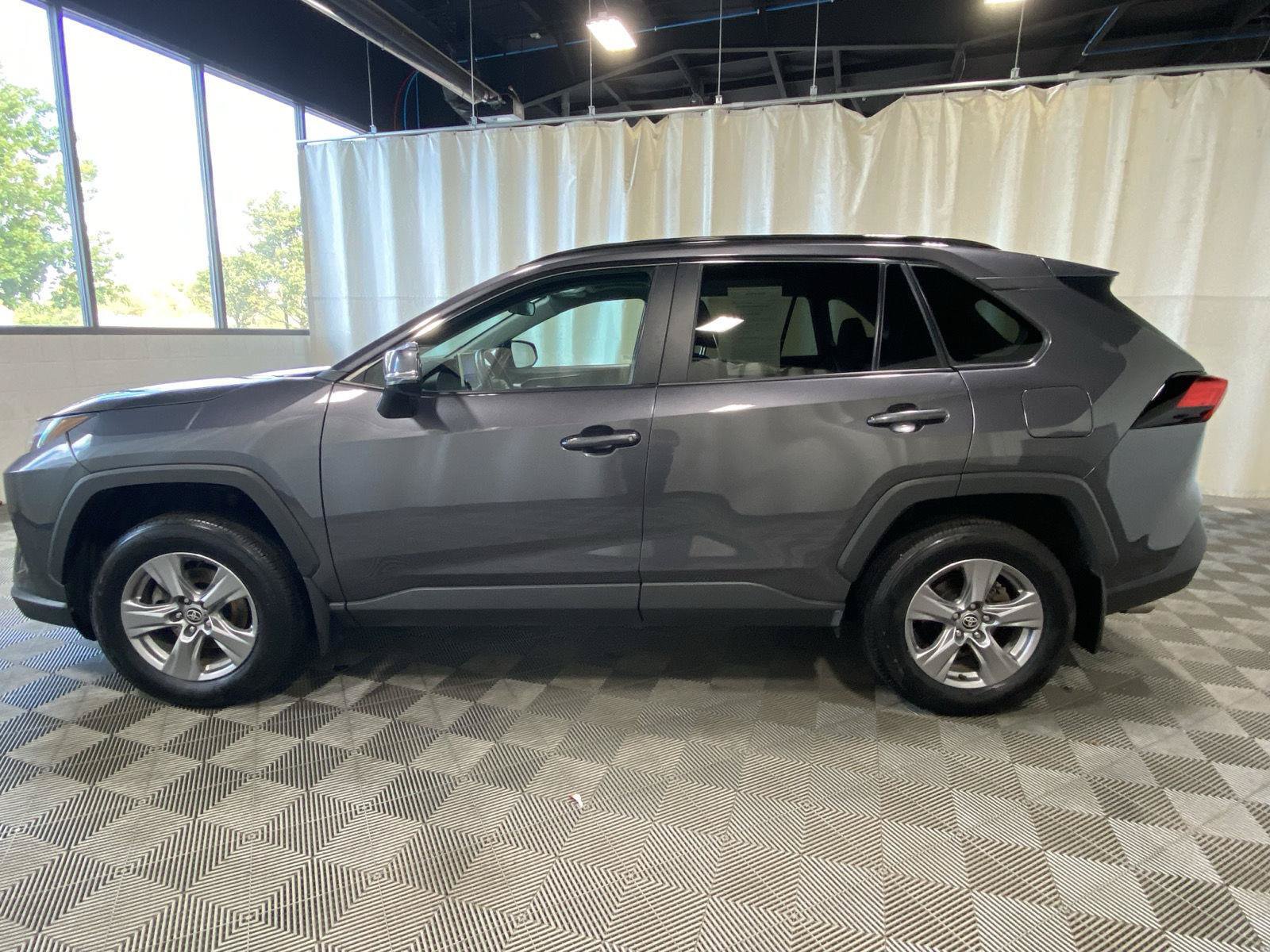 Used 2024 Toyota RAV4 XLE w/ Convenience Package AWD/4WD image 9