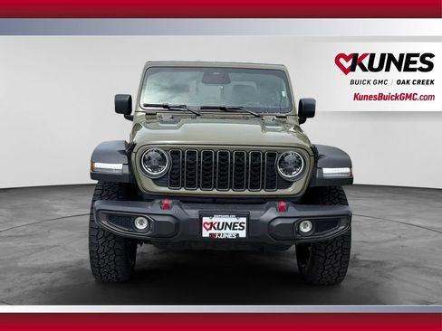 Used 2026 Jeep Gladiator Rubicon AWD/4WD image 3