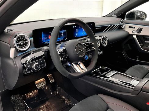 Used 2026 Mercedes-Benz CLA 35 AMG 4MATIC image 18