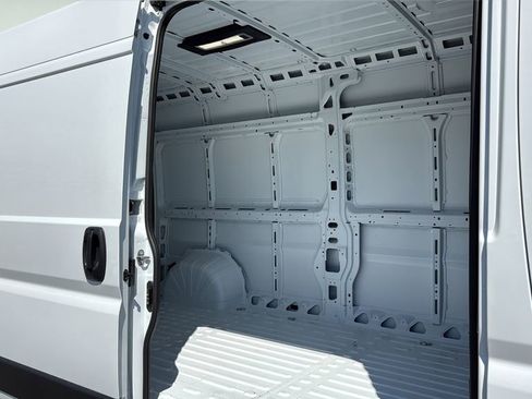New 2026 RAM ProMaster 2500 FWD image 12