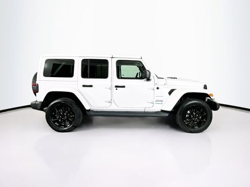 Used 2021 Jeep Wrangler Sahara w/ Safety Group image 10