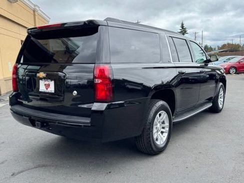 Used 2020 Chevrolet Suburban LT AWD/4WD image 7