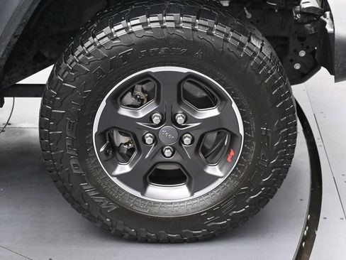Used 2021 Jeep Gladiator Rubicon AWD/4WD image 31
