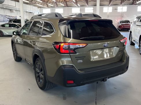 Used 2023 Subaru Outback Onyx Edition XT AWD/4WD image 4