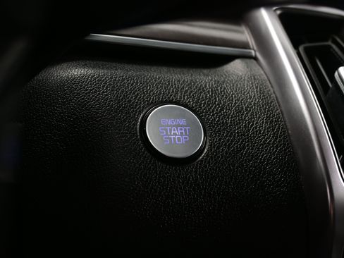 Used 2021 Kia Sorento S image 25