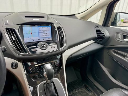Used 2016 Ford C-MAX SEL w/ Equipment Group 302A FWD image 23