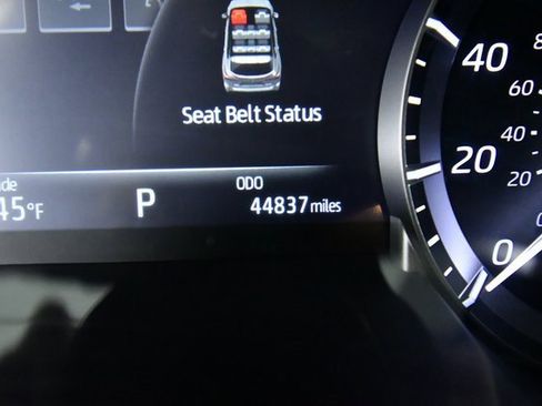 Used 2023 Toyota Highlander L image 28