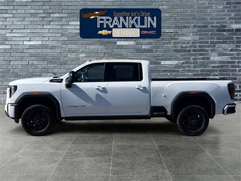 New 2026 GMC Sierra 2500 AT4 w/ AT4 Premium Plus Package image 2