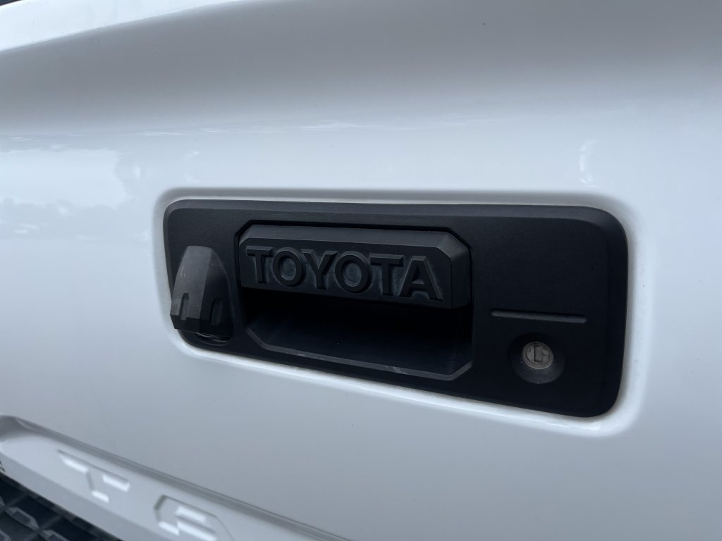 Used 2020 Toyota Tacoma TRD Sport w/ TRD Premium Sport Package AWD/4WD image 42