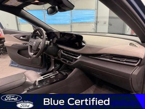 Used 2025 Buick Envista Avenir FWD image 27
