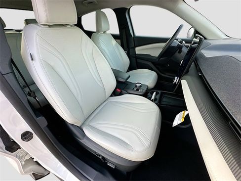 Used 2023 Ford Mustang Mach-E Premium image 30