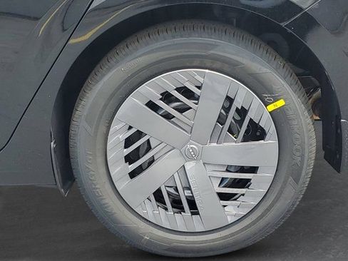 New 2026 Nissan Sentra SV w/ Floor Mat Package FWD image 8