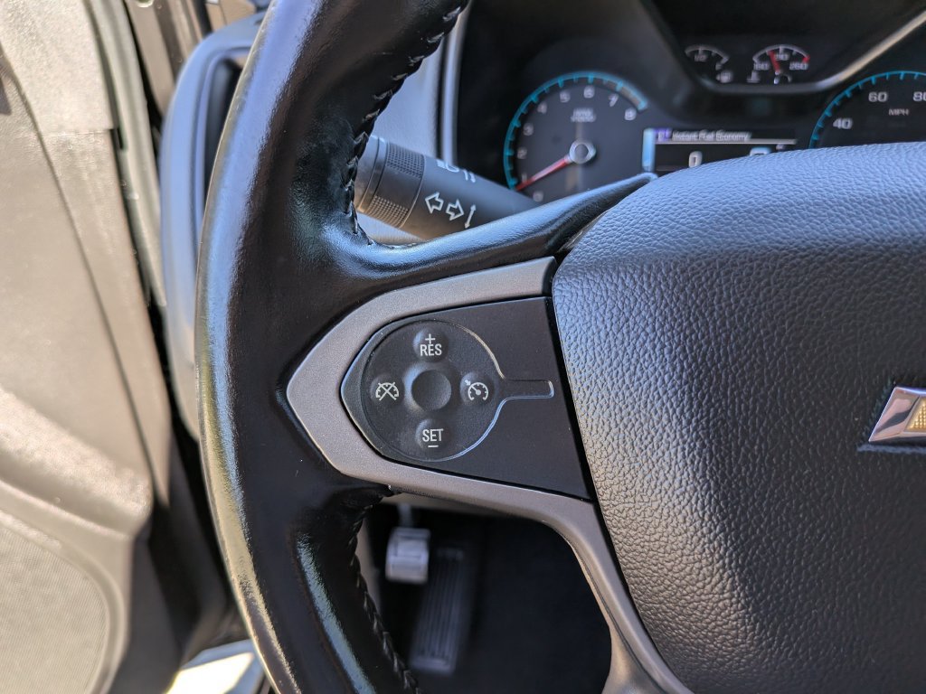 Used 2018 Chevrolet Colorado Z71 w/ Z71 Midnight Edition AWD/4WD image 32